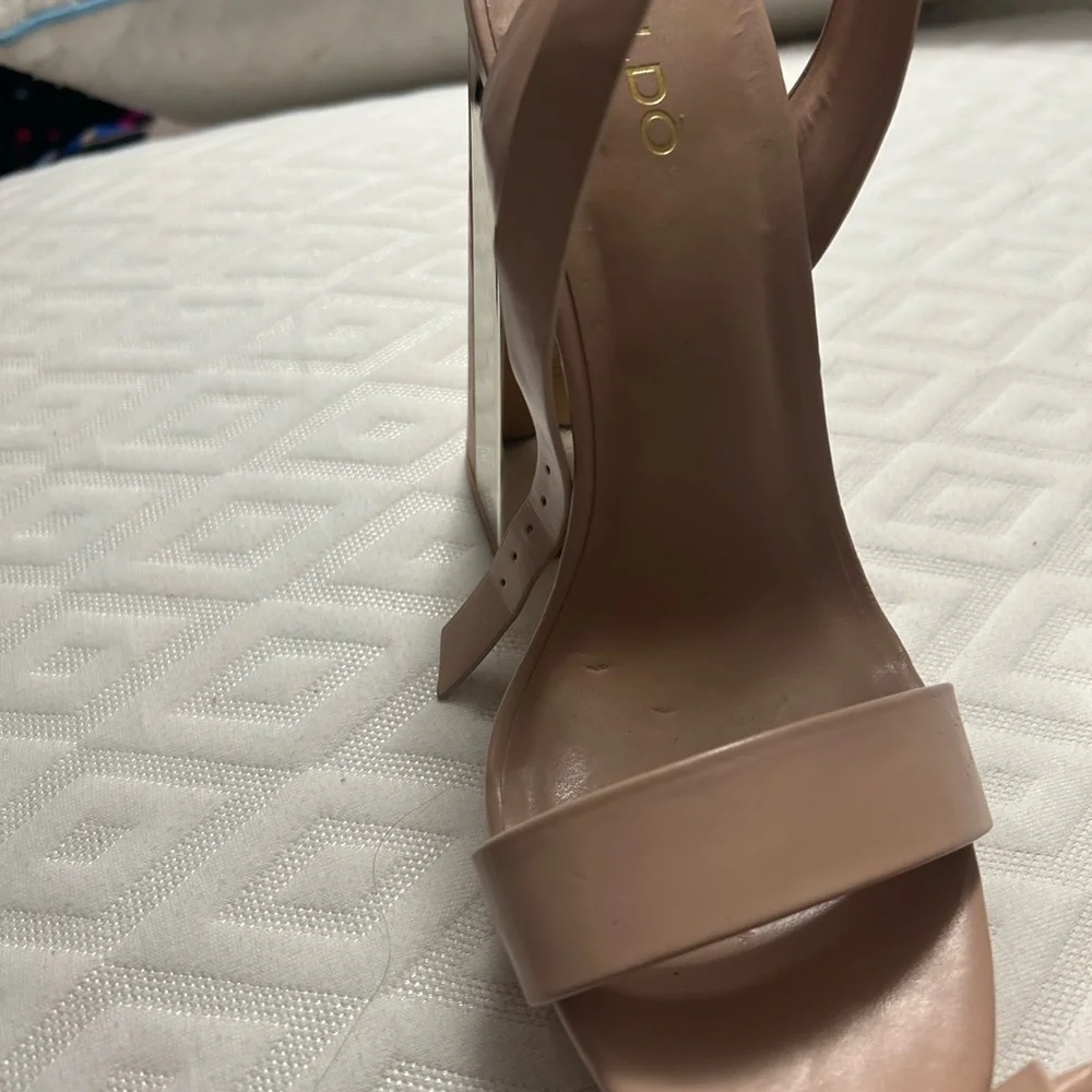 Aldo Nude Heels - Picture 3 of 6